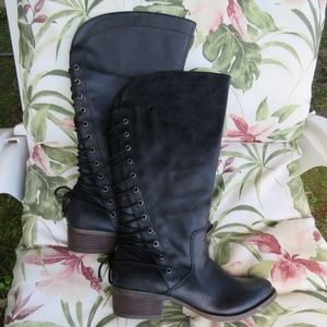 Madden Girl Derailer Boots